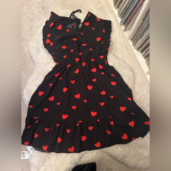 Red heart dress - Picture 2 of 4